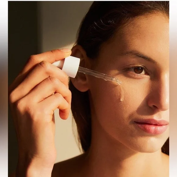 CENTELLA AMPOULE KIT
Mini Ampoule Trial set for Multi-use - Picture 11 of 12